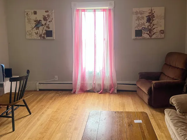 $249,000 | 789 Railroad Street, St. Johnsbury, VT 05819