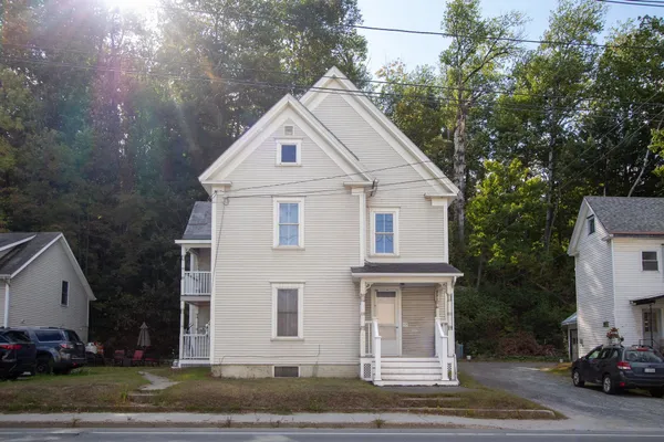 $249,000 | 789 Railroad Street, St. Johnsbury, VT 05819