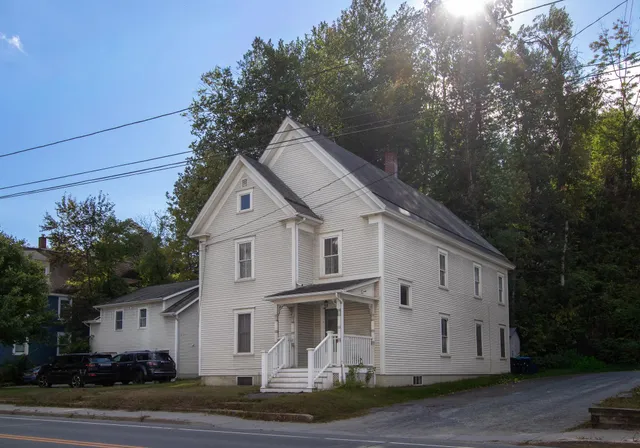 $249,000 | 789 Railroad Street, St. Johnsbury, VT 05819