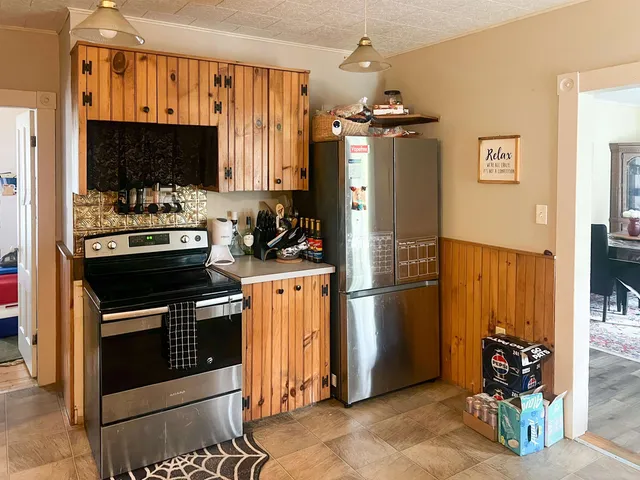 $249,000 | 789 Railroad Street, St. Johnsbury, VT 05819