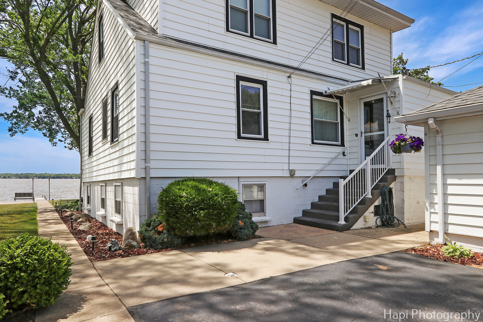 36 South Pistakee Lake Road Fox Lake, IL 60020 - Photo 5 of 34