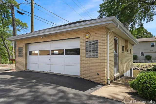 $529,000 | 36 South Pistakee Lake Road, Fox Lake, IL 60020