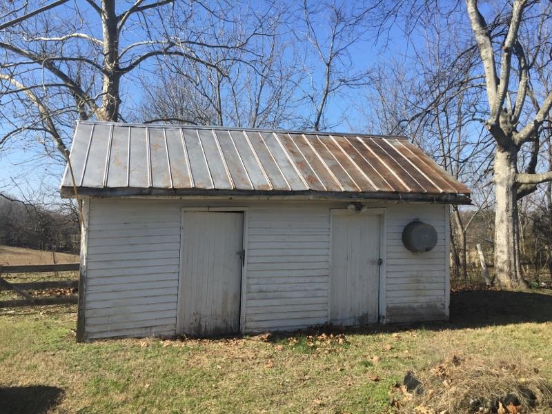 1148 Cliff White Road Columbia, TN 38401 - Photo 4 of 5 Gallery Image 4