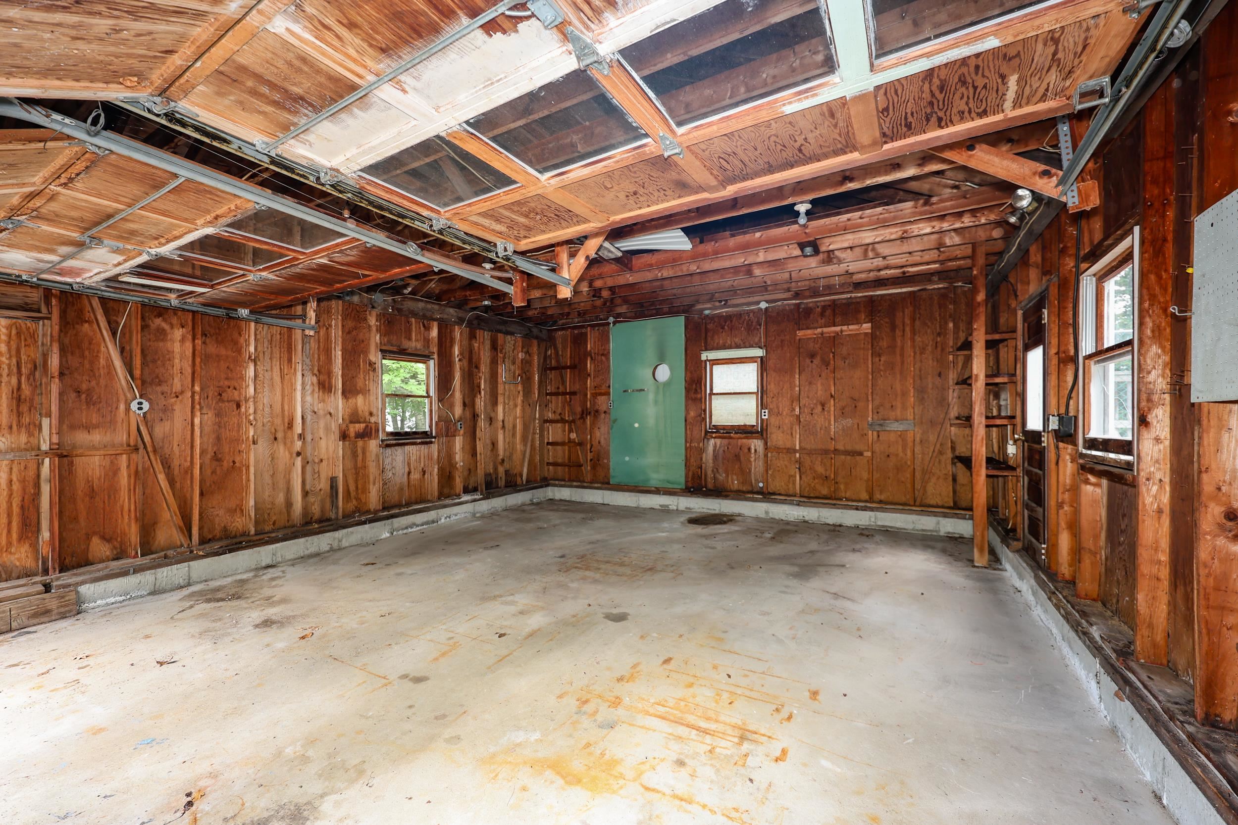 60 Farmer Road Hooksett, NH 03106 - Photo 8 of 16