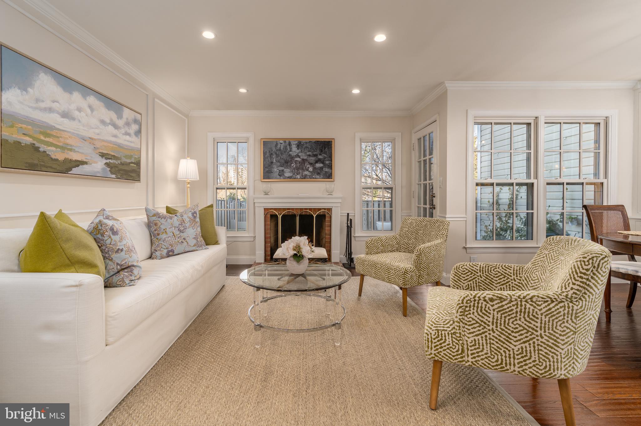 1828 Duffield Lane Alexandria, VA 22307 - Photo 3 of 35