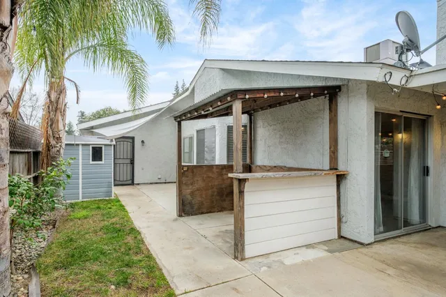 $410,000 | 1154 Palo Alto Avenue, Clovis, CA 93612