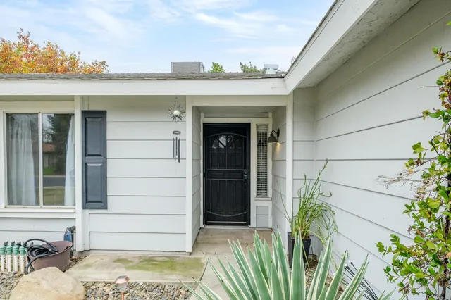 $410,000 | 1154 Palo Alto Avenue, Clovis, CA 93612