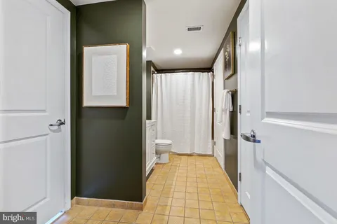 $519,000 | 555 Massachusetts Avenue Northwest, Unit 1419, Washington, DC 20001