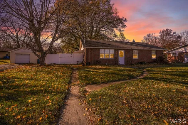 $170,000 | 313 Old Fullerton Road, Belleville, IL 62226