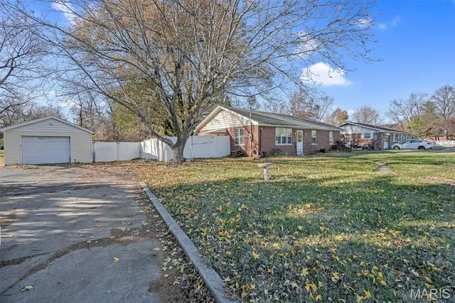 $170,000 | 313 Old Fullerton Road, Belleville, IL 62226