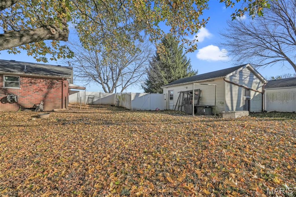 313 Old Fullerton Road Belleville, IL 62226 - Photo 27 of 28