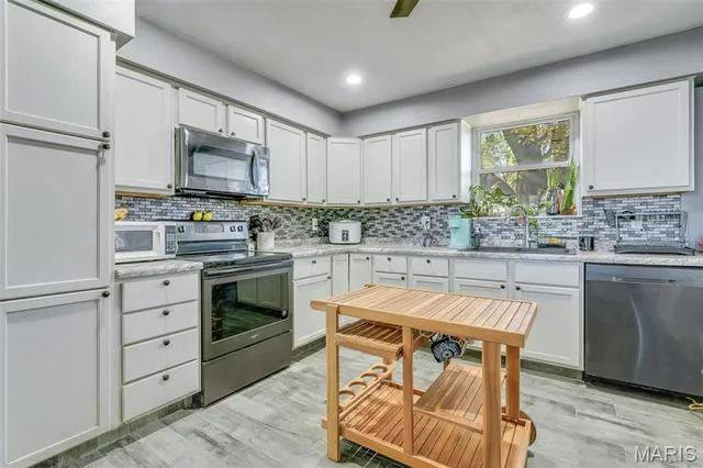 $170,000 | 313 Old Fullerton Road, Belleville, IL 62226