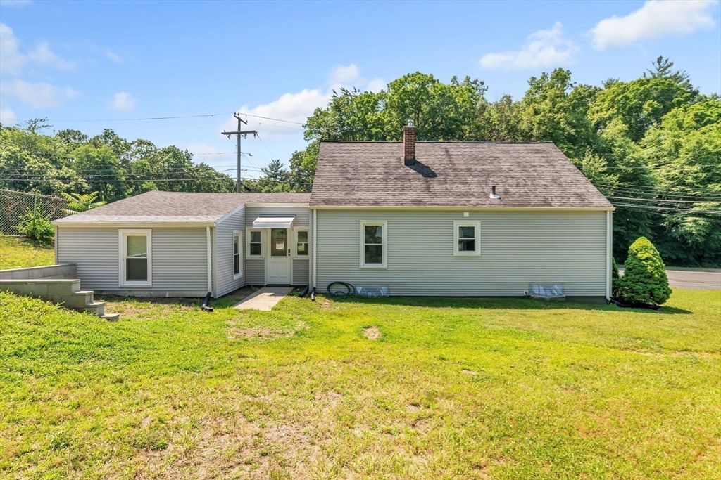 800 Wilbraham Road Springfield, MA 01109 - Photo 20 of 21 a view of a house with a yard