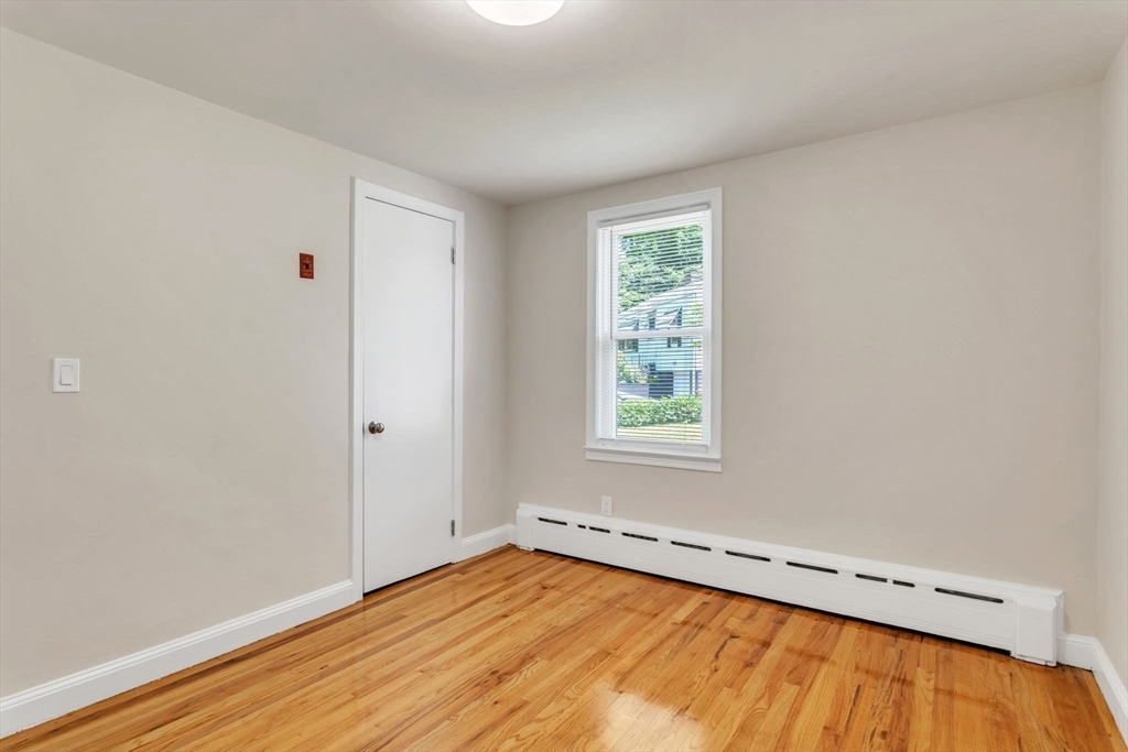 800 Wilbraham Road Springfield, MA 01109 - Photo 9 of 21 an empty room with a window