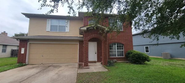 $1,900 | 618 Elizabeth Lane, Bastrop, TX 78602