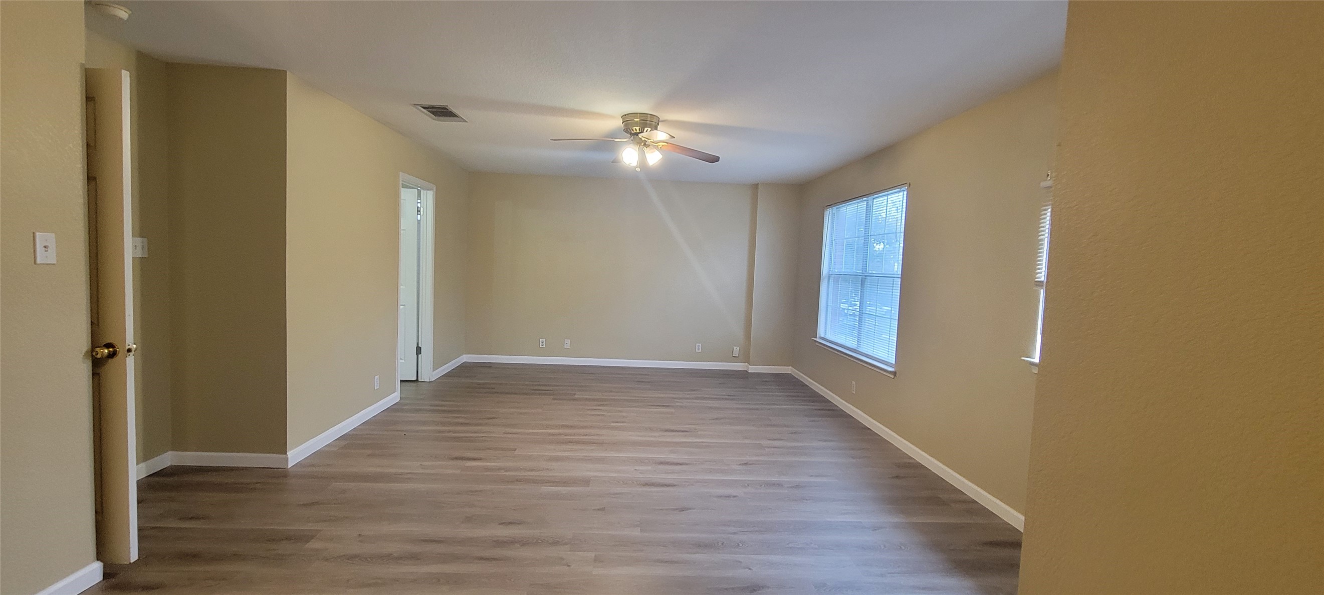 618 Elizabeth Lane Bastrop, TX 78602 - Photo 8 of 18 Primary bedroom