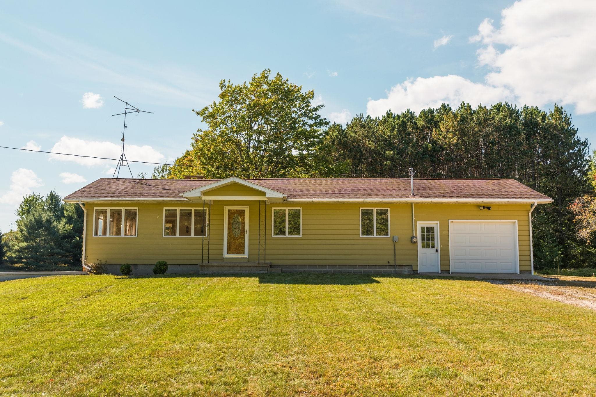 4200 Crofton Road South Boardman, MI 49680 - Photo 49 of 53 1951018-346475b4-3638-4935-a097-71cec2f42d7e.JPG