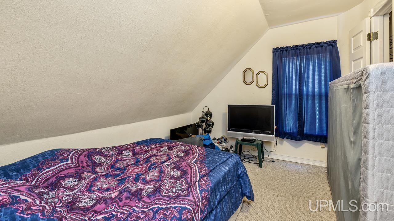 1001 Forest Street Niagara, WI 54151 - Photo 12 of 23