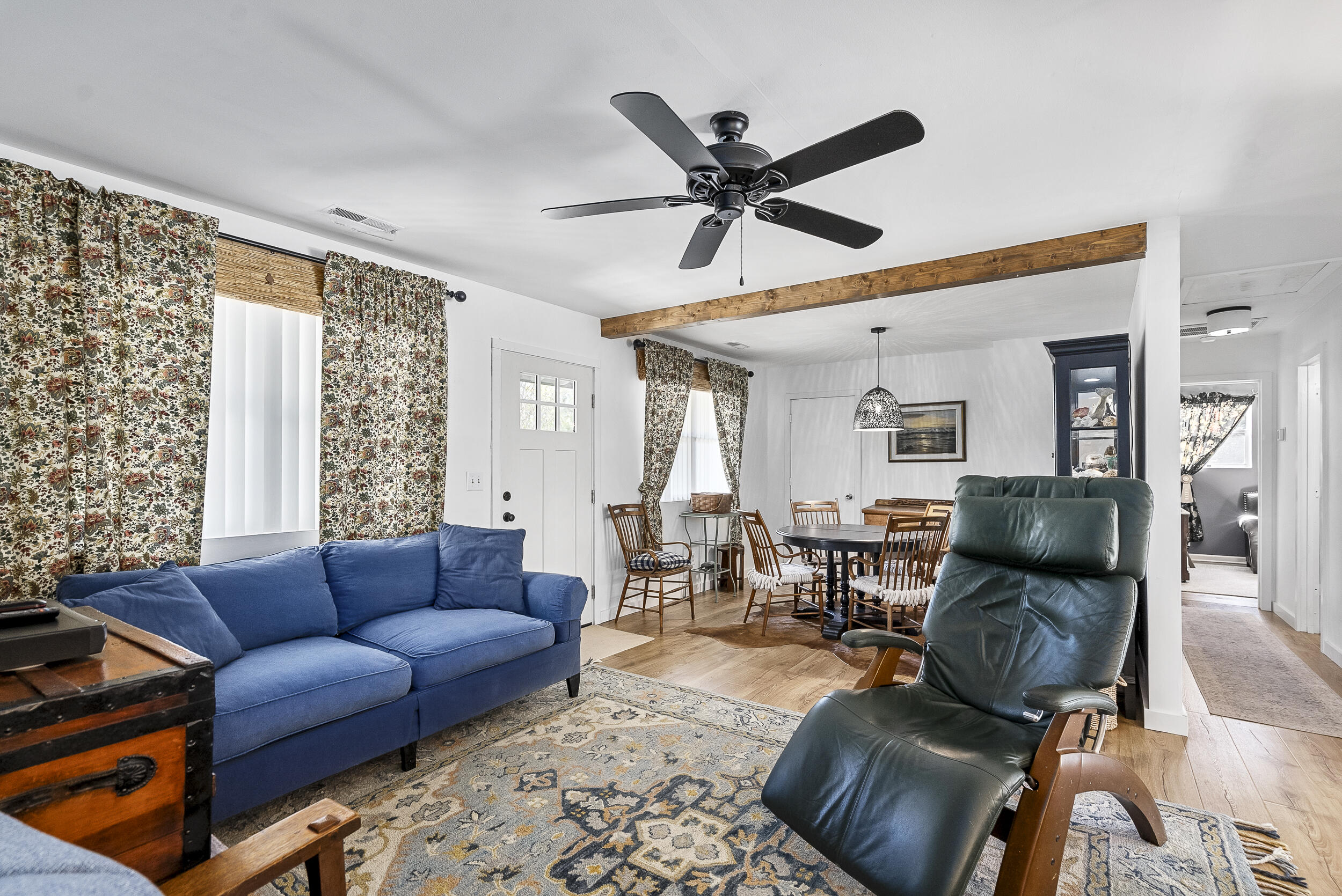 1225 Davis Bridge Road Williston, SC 29853 - Photo 9 of 70 ©MeghannPadgett_1225DavisBridgeRd-13