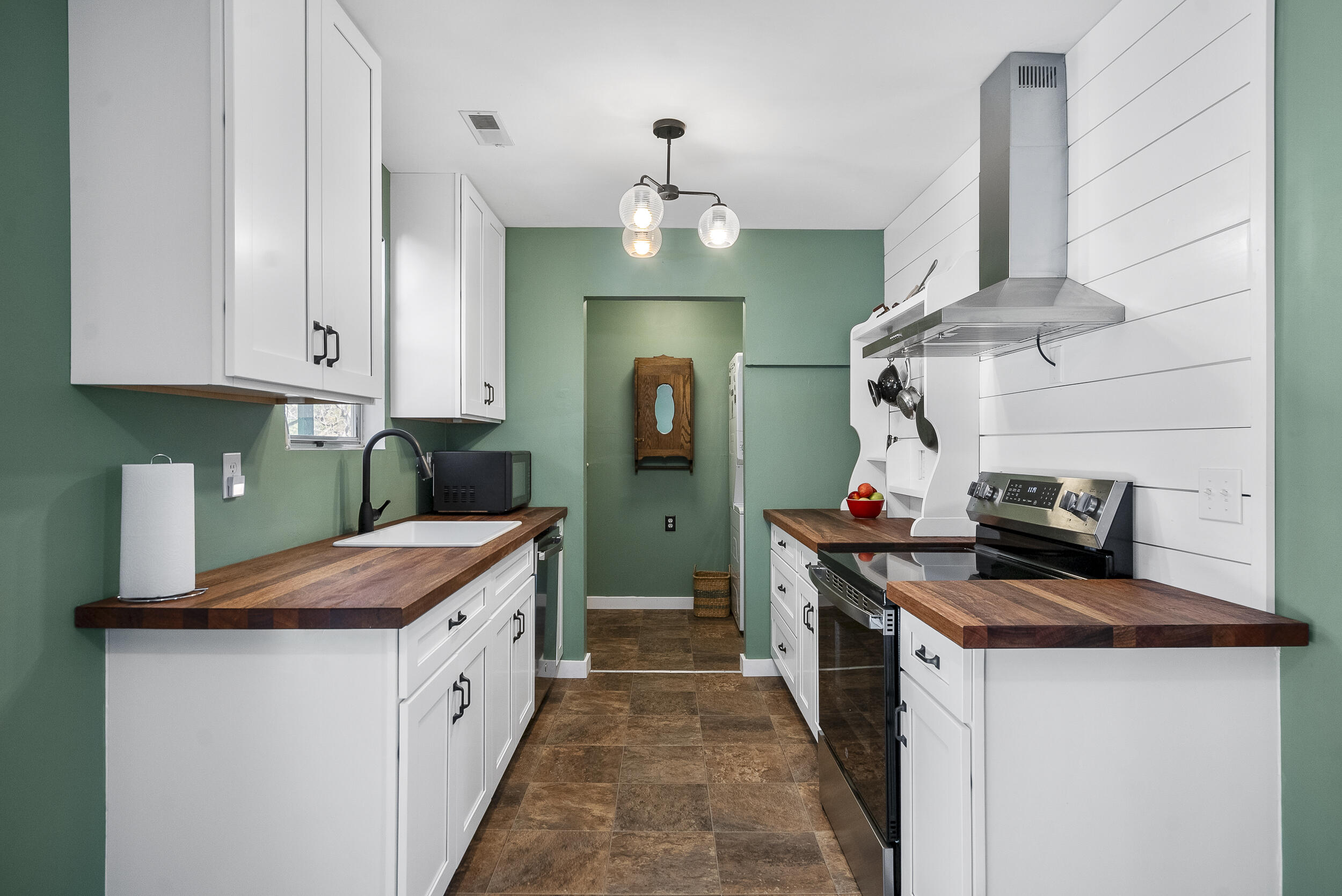 1225 Davis Bridge Road Williston, SC 29853 - Photo 13 of 70 ©MeghannPadgett_1225DavisBridgeRd-17