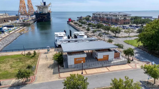 $1,599,999 | 43 Port Royal Way, Pensacola, FL 32502