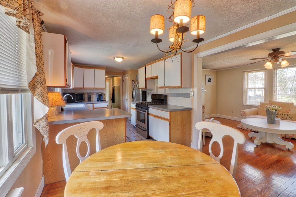 19 Ripley Street Wilbraham, MA 01095 - Photo 10 of 26 Gallery Image 10