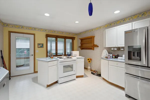 $525,000 | 10660 D Drive South, Ceresco, MI 49033