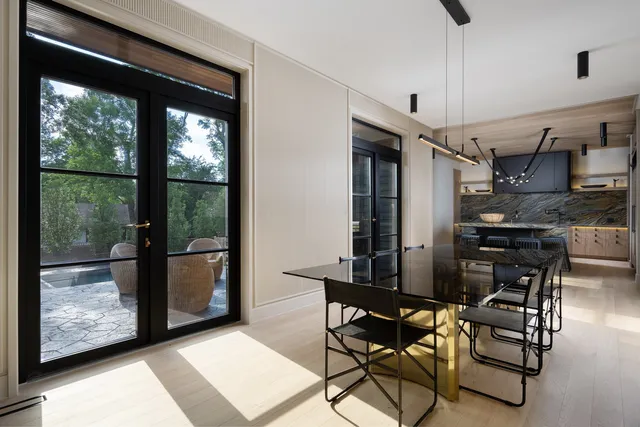 $3,390,000 | 1180 Oak Ridge Drive, Glencoe, IL 60022