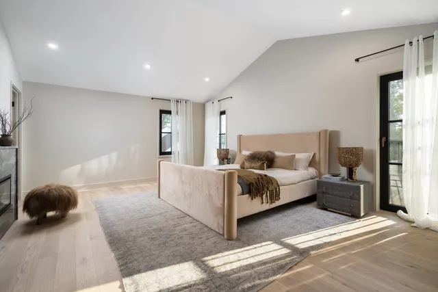 $3,390,000 | 1180 Oak Ridge Drive, Glencoe, IL 60022