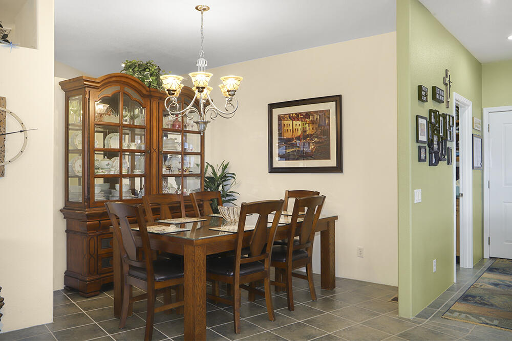 13245 Water Gap Road Williams, OR 97544 - Photo 10 of 45 11