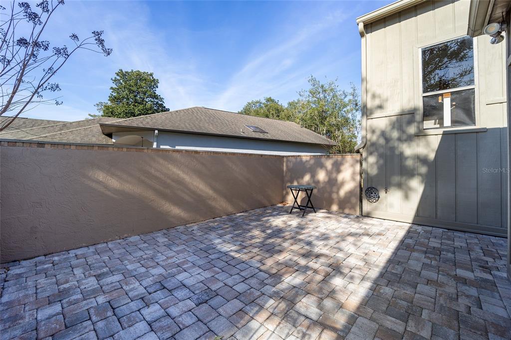 1906 Southeast Clatter Bridge Road Ocala, FL 34471 - Photo 2 of 10