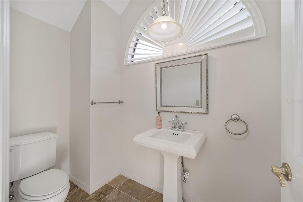 1906 Southeast Clatter Bridge Road Ocala, FL 34471 - Photo 8 of 10