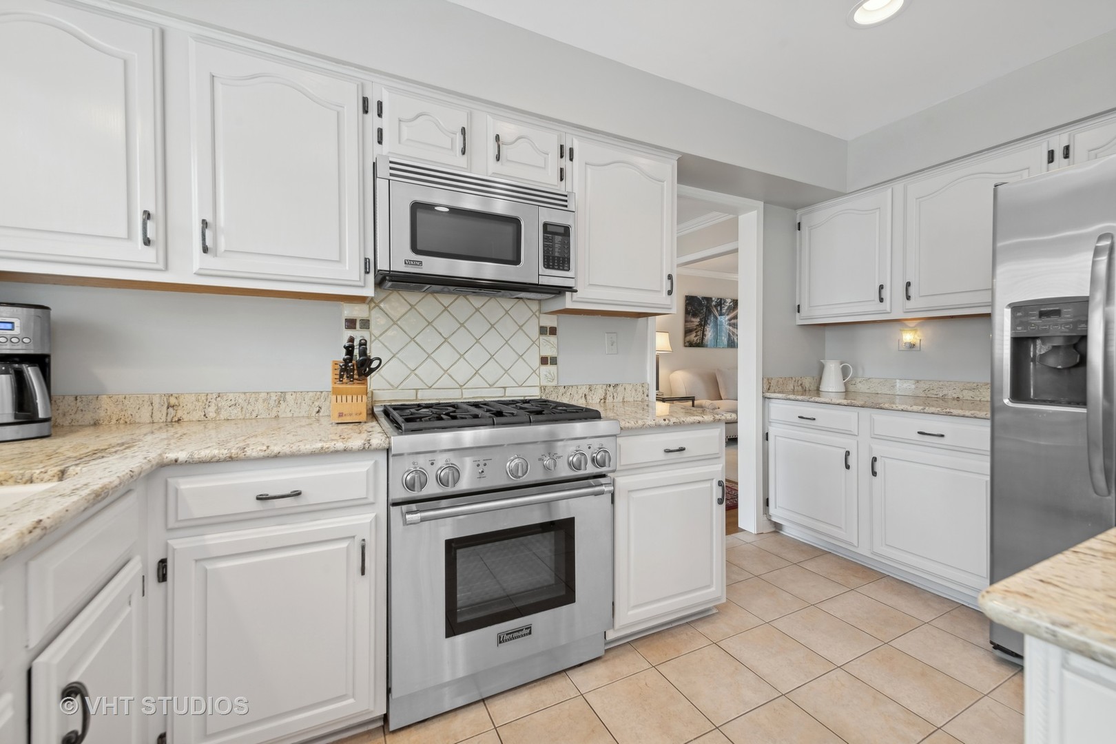 989 Bosworthfield Road Barrington, IL 60010 - Photo 8 of 37 Gallery Image 8