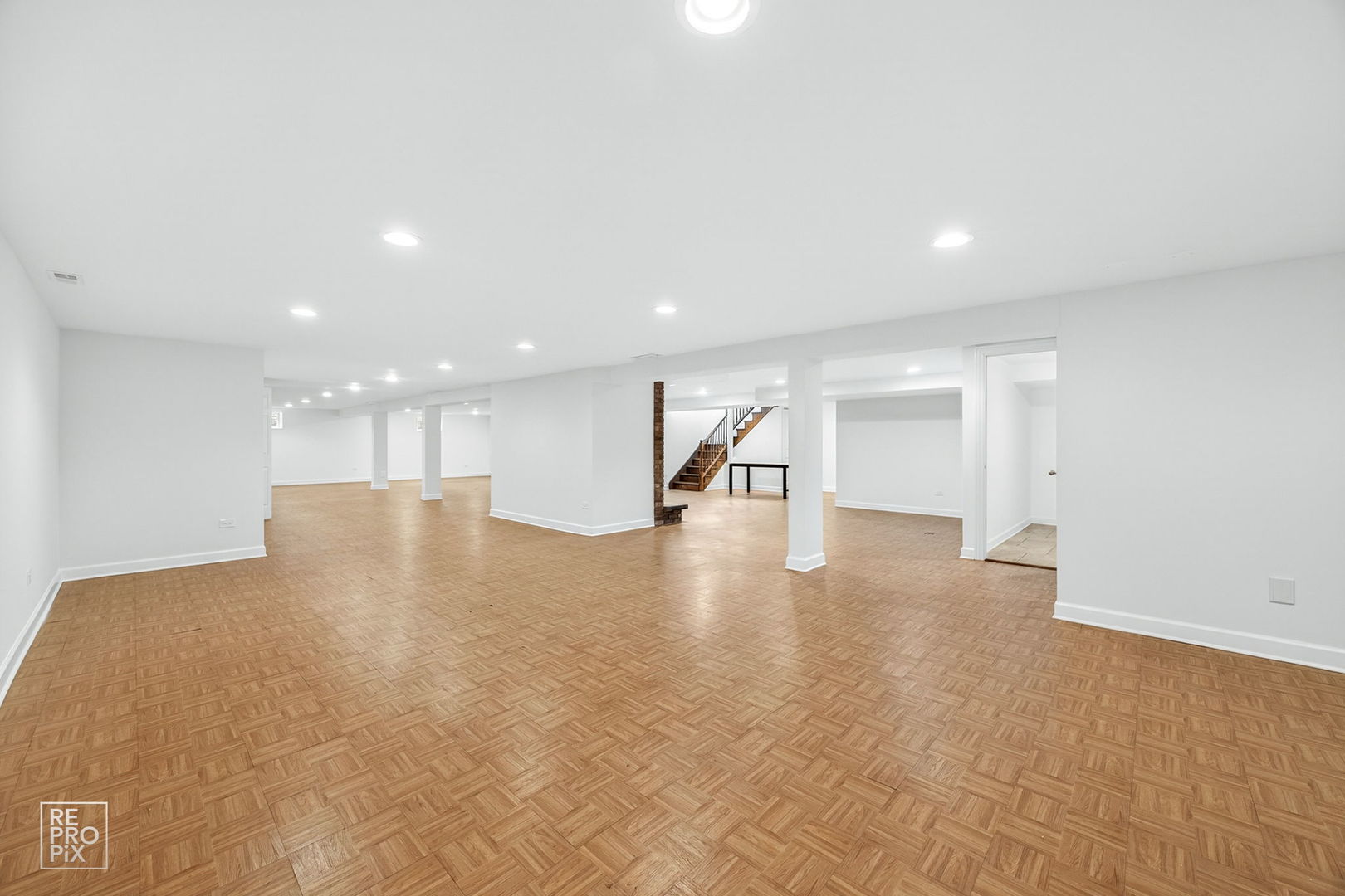 23670 North Elm Road Lincolnshire, IL 60069 - Photo 27 of 36 a view of an empty room