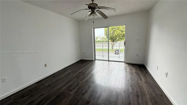 $2,000 | 8560 Southwest 212th Street, Unit 203, Cutler Bay, FL 33189