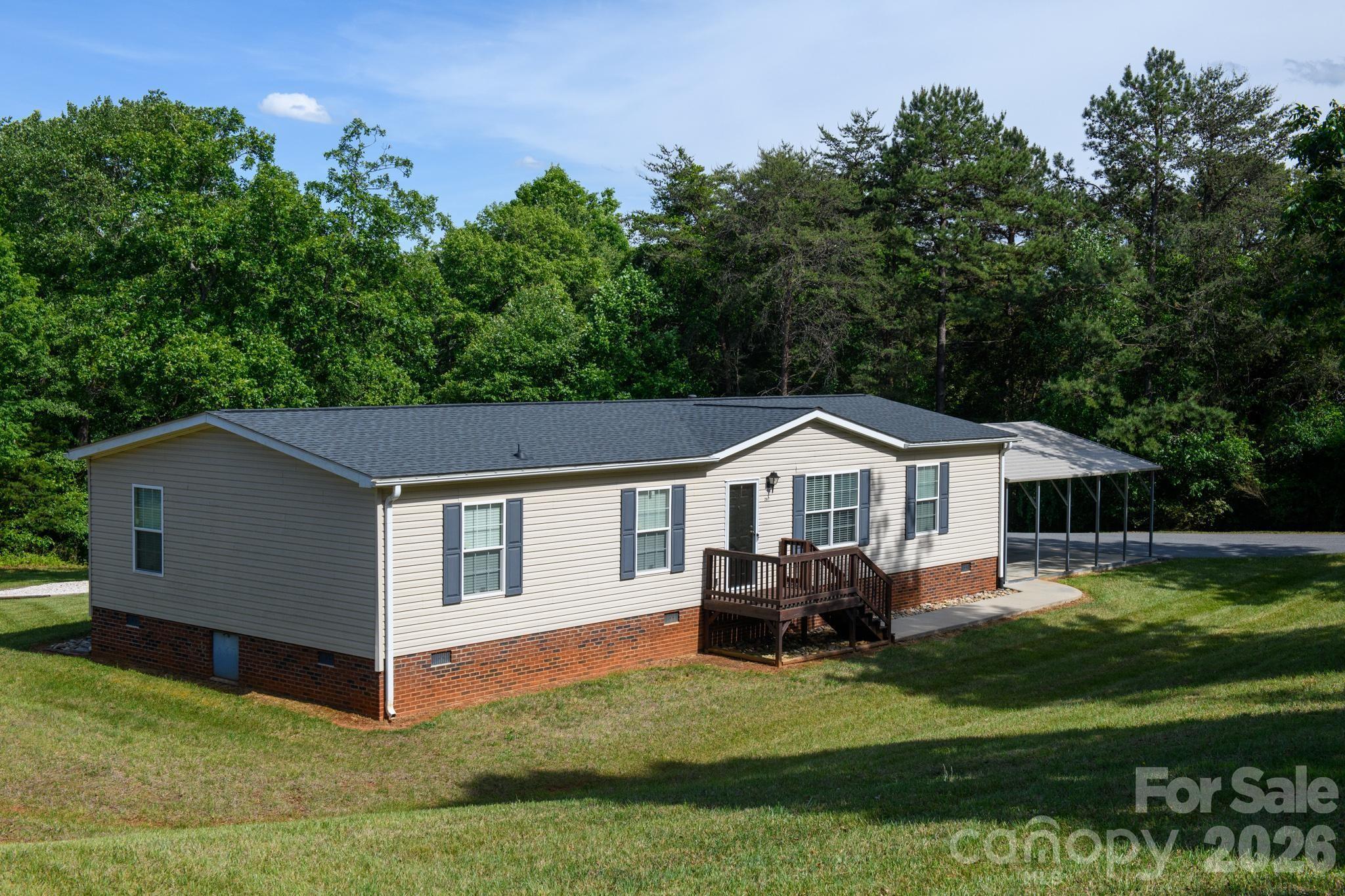 207 Mt Wesley Church Road Hiddenite, NC 28636 - Photo 4 of 30