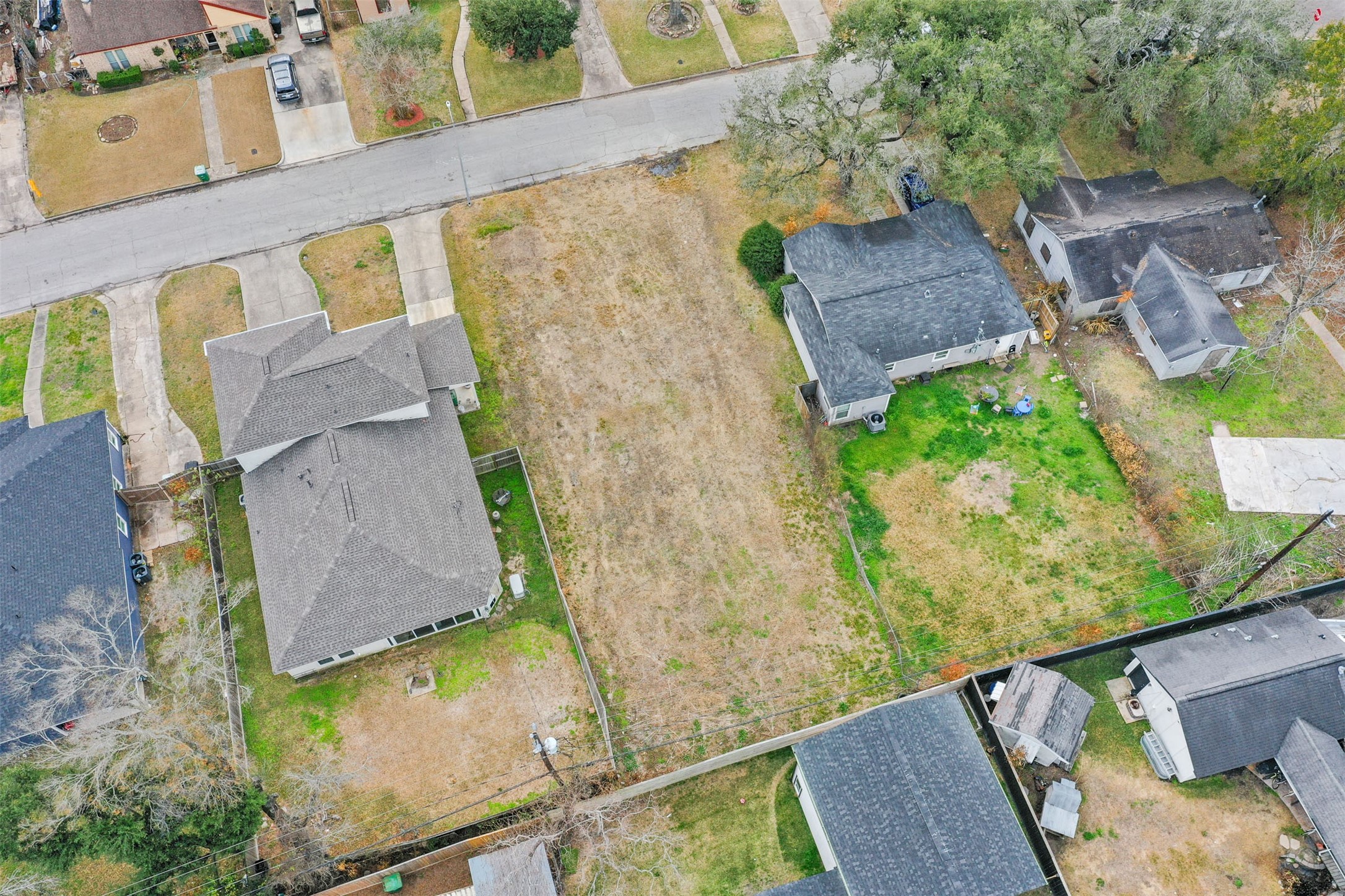 4711 Marietta Lane Houston, TX 77021 - Photo 4 of 10