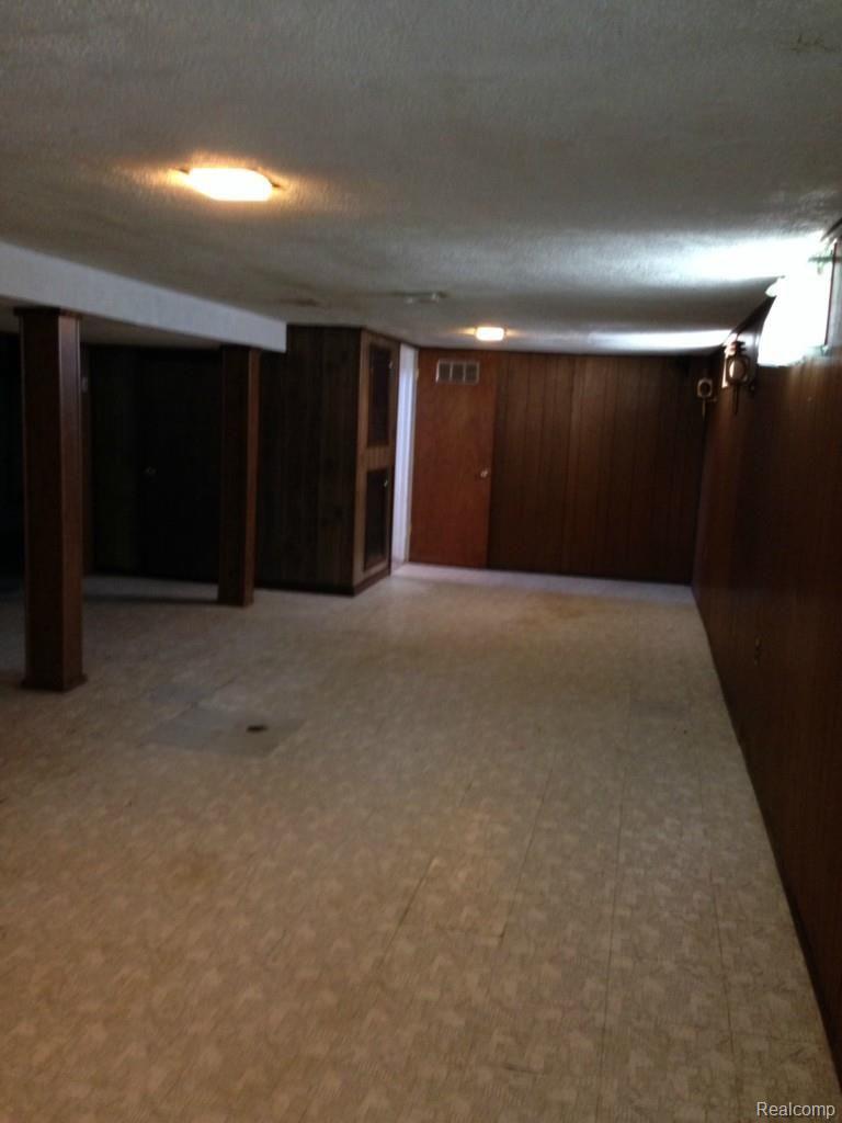 13614 Beech Daly Road Taylor, MI 48180 - Photo 10 of 10 01321177b8ab3e0c277e5d33af6835bd17c24410f1.jpg