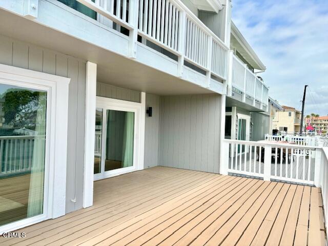 4510 Gateshead Bay Oxnard, CA 93035 - Photo 16 of 34 a view of a house with a deck