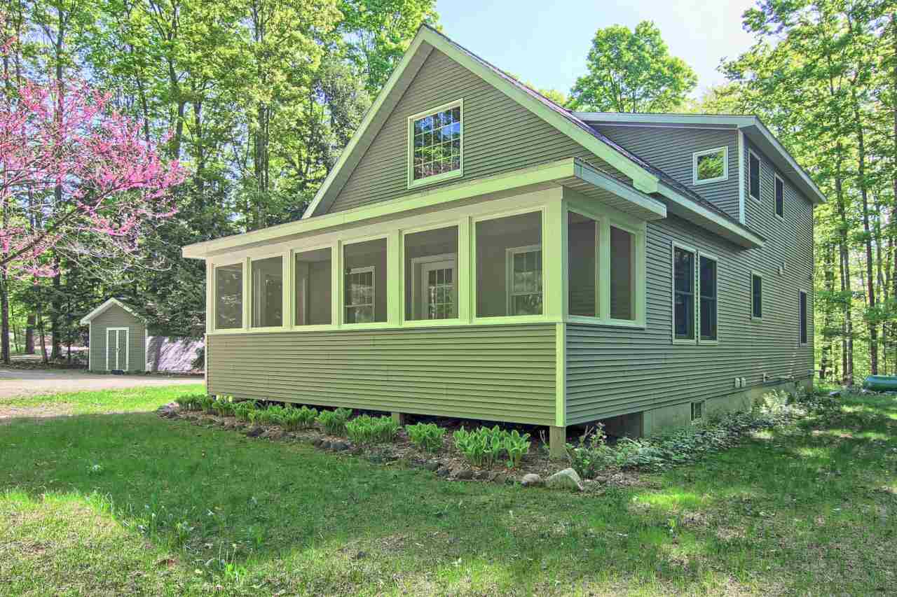 141 West Hlavka Road Maple City, MI 49664 - Photo 35 of 48 1847172-34.JPG