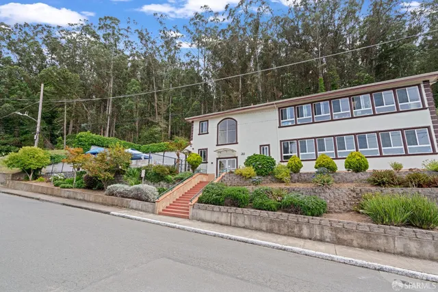 $1,695,000 | 1669 Higgins Way, Pacifica, CA 94044