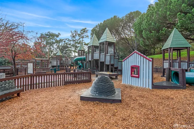 $1,695,000 | 1669 Higgins Way, Pacifica, CA 94044