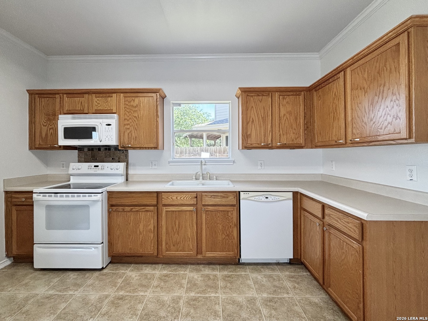 9130 Feather Bluff Helotes, TX 78023 - Photo 4 of 23