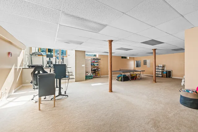 $879,900 | 336 Roberts Road, Inverness, IL 60010