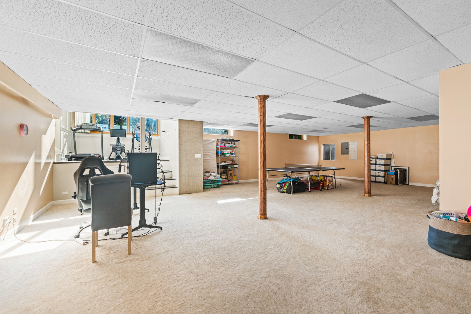 336 Roberts Road Inverness, IL 60010 - Photo 58 of 80 a view of a room with gym equipment