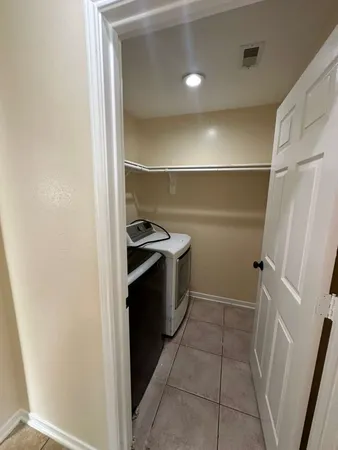 $1,950 | 5718 Straight Way, Houston, TX 77339
