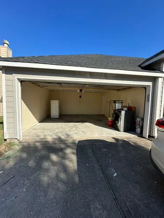 $1,950 | 5718 Straight Way, Houston, TX 77339