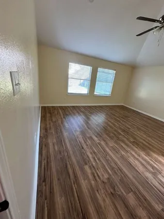 $1,950 | 5718 Straight Way, Houston, TX 77339