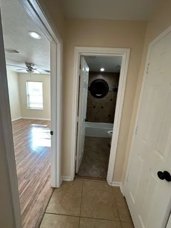 $1,950 | 5718 Straight Way, Houston, TX 77339