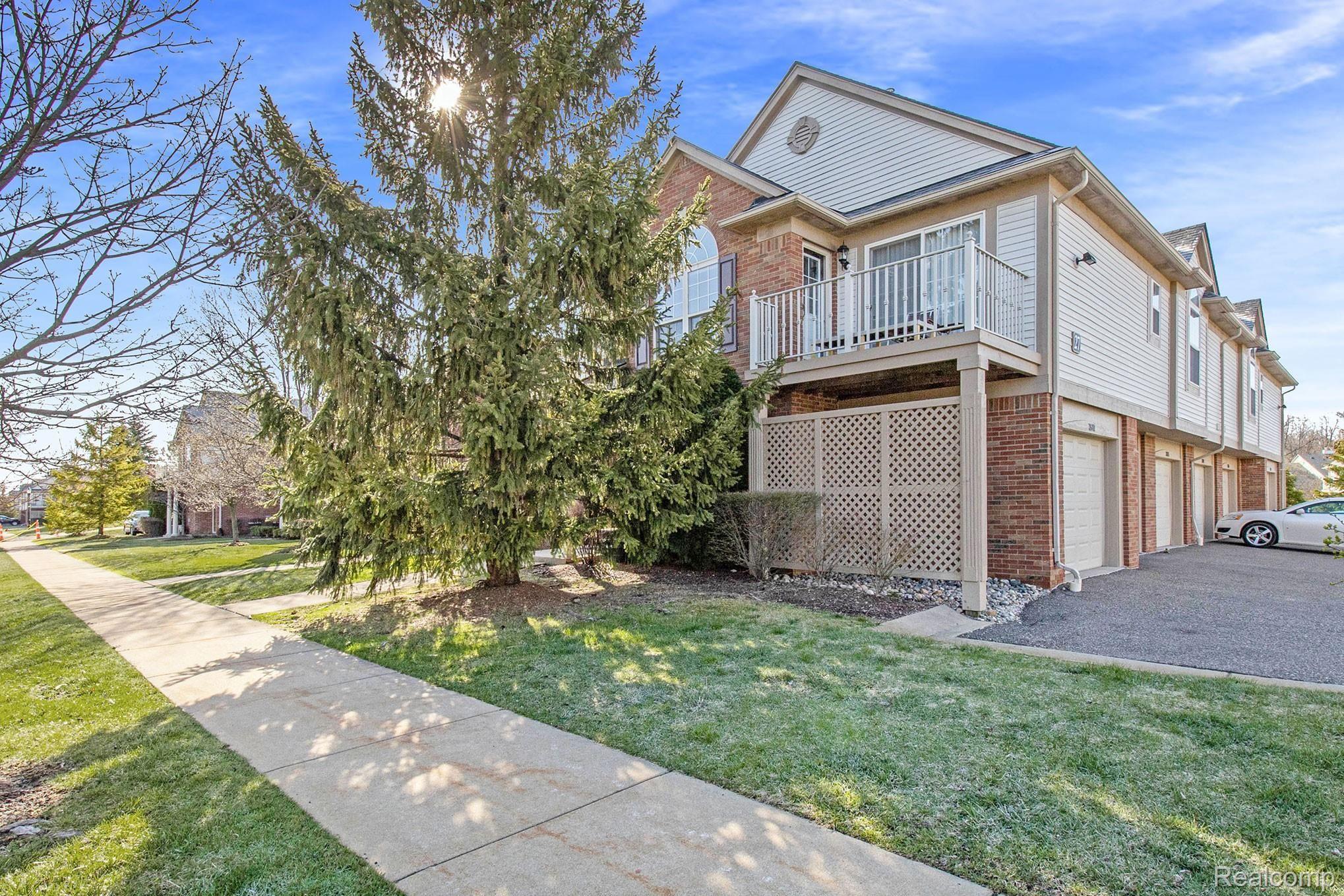 3515 Tremonte Circle, Unit 300 Rochester, MI 48306 - Photo 25 of 30 IMG_8675.jpg